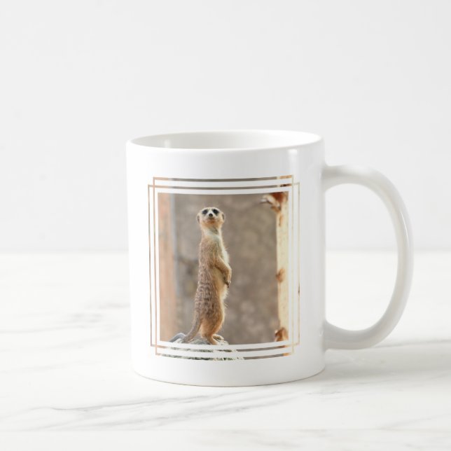 Meerkat à la tasse de café d'attention (Droite)