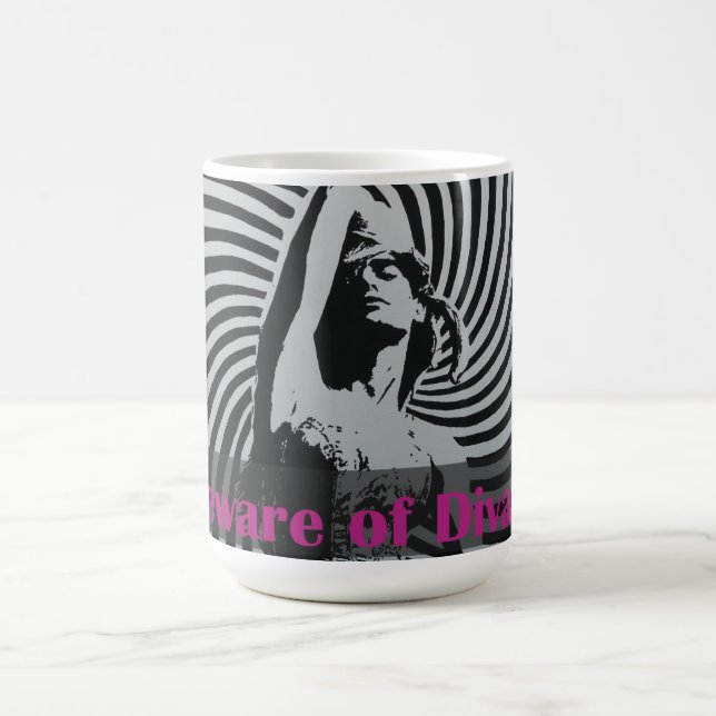Méfiez-vous de Divas grand mug (Centre)