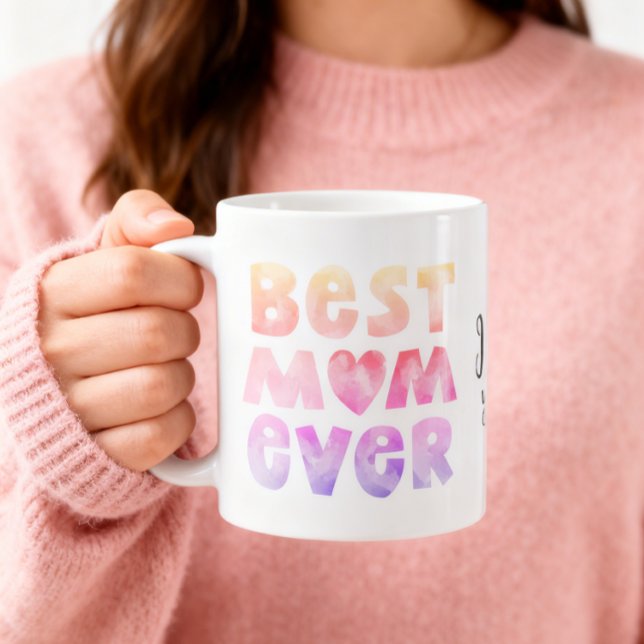 Meilleure Maman du Monde Mug Personnalisé (An 11 oz mug is shown, add name and choose size and mug style.)
