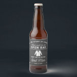 Meilleure proposition de l'homme jeu de Étiquette<br><div class="desc">Posez la grande question à votre meilleur homme avec ce jeu de étiquette amusant bouteille de bière! Rassemblez les gars et commencez cette fête !</div>