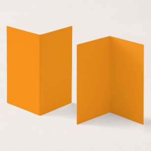 Mélange abstrait d'orange, de rouge et de hurlemen