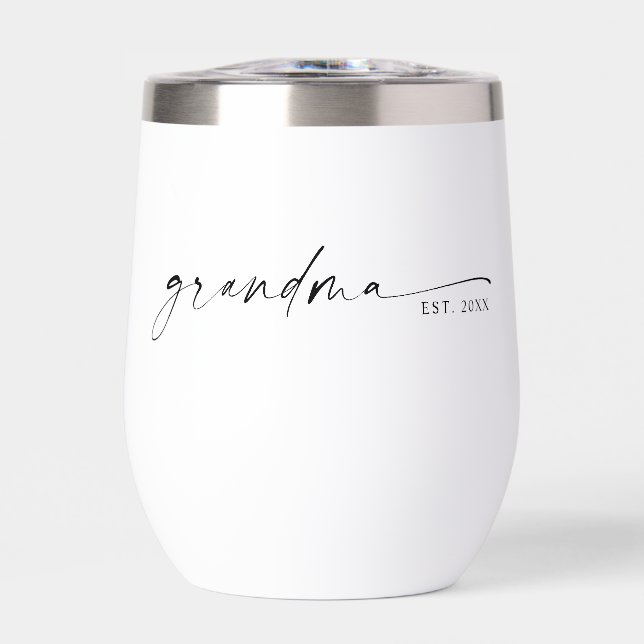 Mémé a établi un nouveau cadeau pour mémé (Avant)