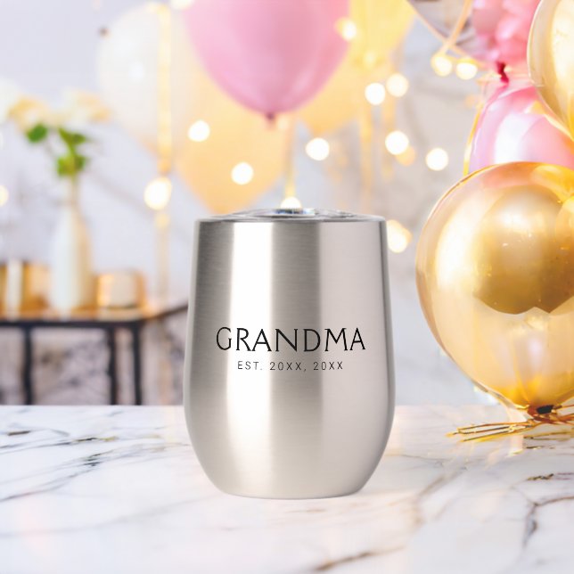 Mémé a Fondé un Nouveau Cadeau pour Mémé (Enterrement de vie de garçon (pivoté))