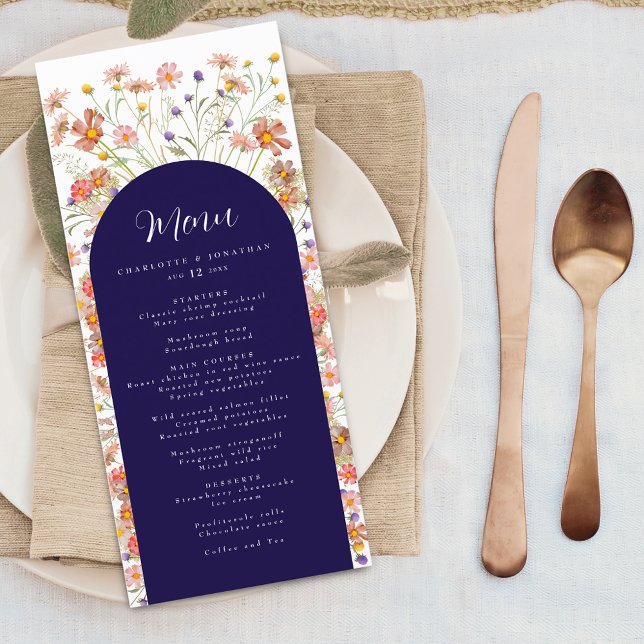 Menu Arche florale de mariage Bohème automnale à fleurs (Boho fall rustic wildflower floral arch navy blue wedding menu card Elantra modern script watercolor)