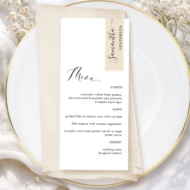 Menu Crème Beige Personnalisé avec le nom de l'invité É (Créateur téléchargé)