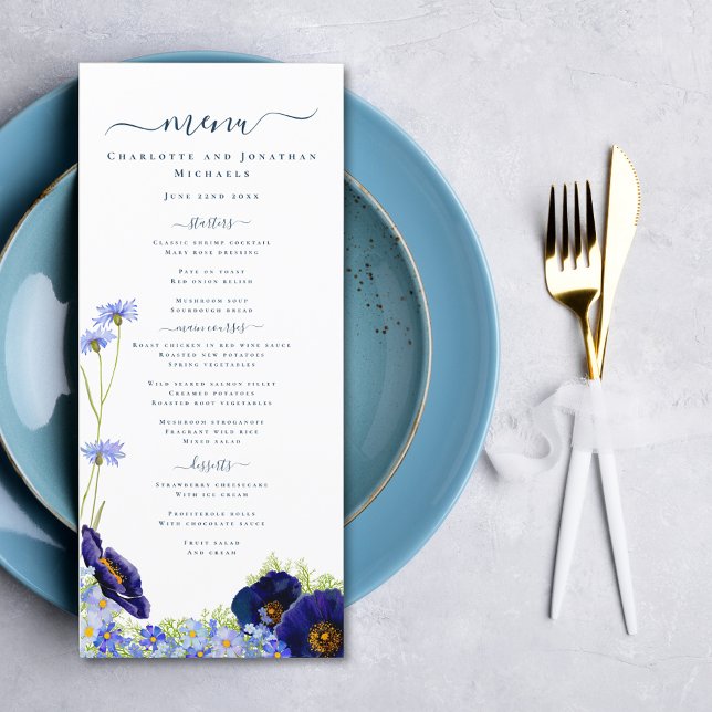Menu de mariage bleu de fleurs sauvages modernes (Elegant wildflower summer floral wedding menu with modern typography script)
