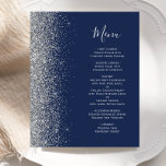Menu du Mariage de bord de Parties scintillant en<br><div class="desc">Le bord gauche de cet élégant menu mariage moderne présente une bordure de parties scintillant en faux argent. Le texte personnalisable combine écriture manuscrite gris argent et polices de cuivre sur un arrière - plan bleu marine. L'envers affiche un design bleu marine et argent assorti.</div>