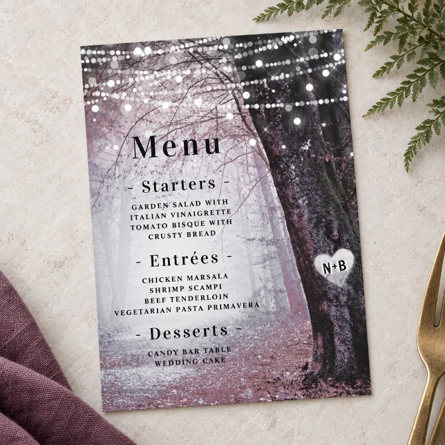 Menu Evermore | Forêt de Fées Enchantée | Dîner Mauve (Mauve Evermore enchanted forest dinner menu, shown with coordinated wedding styling. Decorative props are not included.)