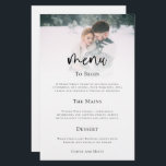Menu Mariage de script photo minimaliste du budget<br><div class="desc">Menu de Mariage de script photo minimaliste du budget. Une taille PLUS GRANDE de 5, 5 po x 8, 5 po à un prix abordable. Un design élégant avec votre photo sur le bord supérieur derrière une couche de teinte graduée avec le texte partiellement superposé sur le dessus de votre...</div>