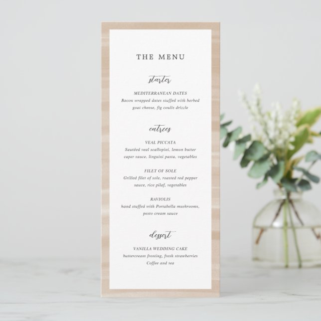 Menu Mariage Élégant Sable Chic Côté Mer (Debout devant)
