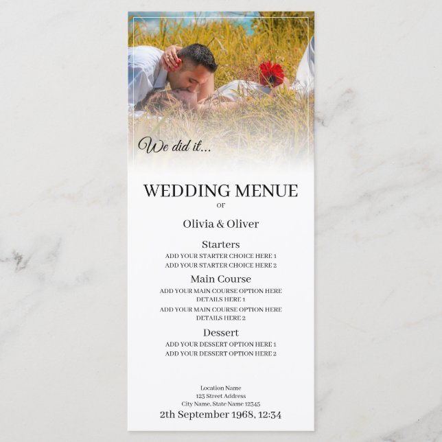 Menu Nous le faisons - Embrasser un couple sur un pré (Devant)