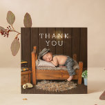 Merci cadeau bébé Baby shower nouveau-né<br><div class="desc">Baby Gift Merci Nouveau-né Baby shower Merci Cartes contient votre photo préférée avec le texte "Merci" dans élégant script blanc moderne sur le devant et une photo supplémentaire et votre message personnalisé au verso. Personnalisez en modifiant le texte dans les zones de texte fournies. CONSEIL PHOTO : centre votre photo...</div>