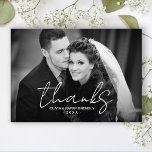 Merci Carte de remerciements Mariage de script let<br><div class="desc">Merci Carte de remerciements de Mariage de script Lettré main. Personnalisez ces élégants mariages photo merci cartes avec vos photos et texte personnalisés. Vous pouvez modifier la conception plus avant avec le bouton Modifier la conception.</div>