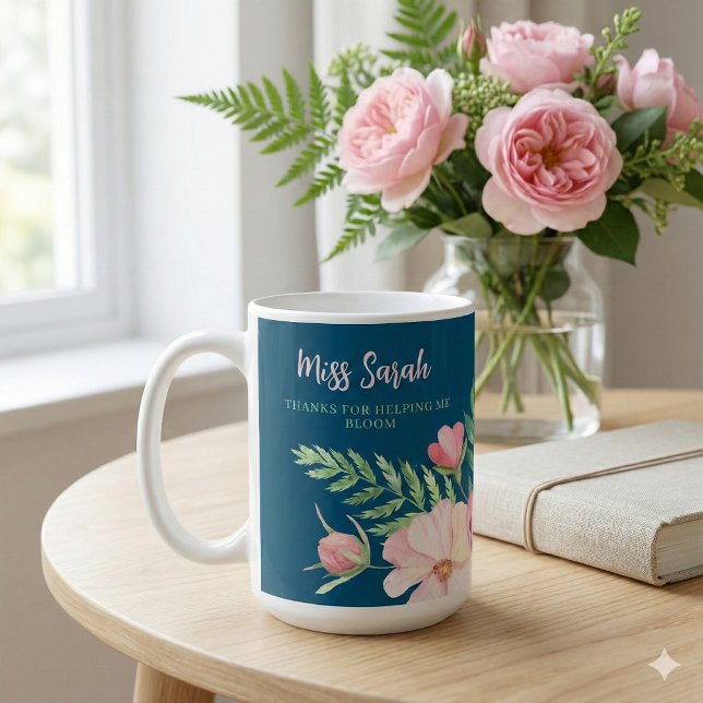 Merci De M'Aider À Bloomer La Mug Florale (Thank a special teacher with this beautiful floral, "Thank you for being you" personalized mug! )