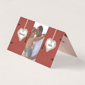 Merci de Mariage campagnard de la grange rouge et