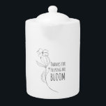Merci De M'Avoir Aidé À Fleur Pot De Thé<br><div class="desc">Montrez votre gratitude avec cette belle florale noire et blanche,  "Merci de m'aider à fleurir" thé pot! Un cadeau parfait pour les mamans,  les enseignants,  les mentors et les entraîneurs ! Tasse correspondante disponible !</div>