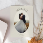 Merci rustique Oval Frame Creme Mariage Photo<br><div class="desc">Elégante et rustique carte de remerciements mariage avec un cadre crème ovale avec le texte "merci" en haut. Vous pouvez ajouter une 2ème image au dos avec votre message.</div>
