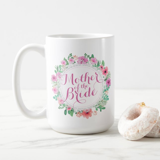 Mère de la mariée Floral Mariage classique Mug (Avec donut)