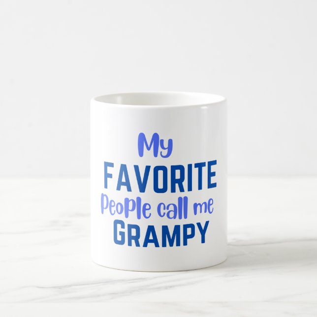 Mes gens préférés m'appellent Grampy Coffee Mug (Centre)