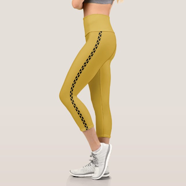 MetallicGold Capri Leggings with Black Side Stripe (Gauche)