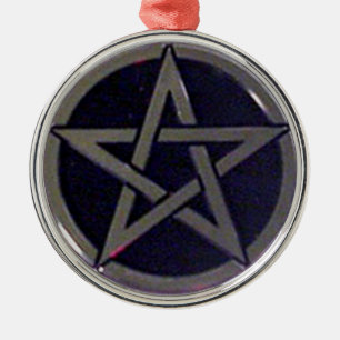 Métallique Ornement ou pendentif argenté de pentagone étoilé