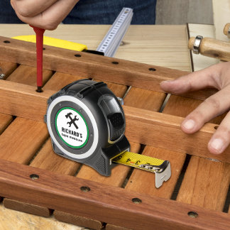 Mètre Ruban Outils de construction de marteau et de clé traver