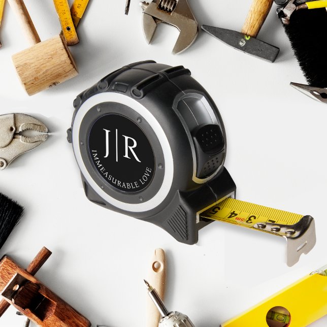 Mètre Ruban Simple Amour Noir Blanc Nom Initiales Monogramme (Créateur téléchargé)