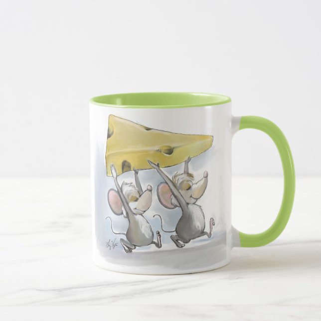 Mic & Mac Apportant Dans La Mug De Fromage (Droite)