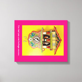 Mieux qu'une horloge à coucou ? Une toile envelopp