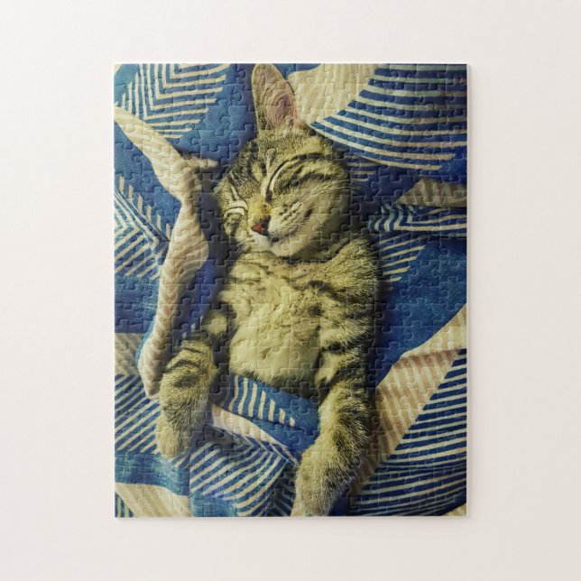 Mignonne ! Puzzle - Kitty Napping dans la couvertu (Vertical)