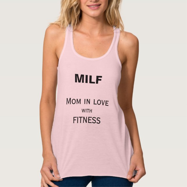 MILF Maman en amour avec FITNESS Débardeur rose (Devant)