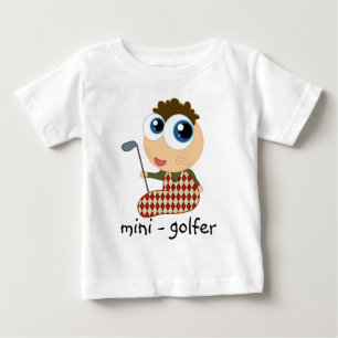 Mini enfants de golfeur jouant au golf le T-shirt