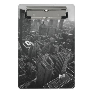 Mini Porte-bloc 2 mai 1961 :  Chrysler construisant à New York