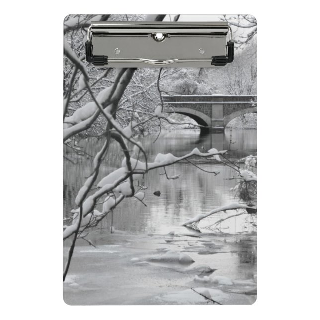 Mini Porte-bloc Pont de voûte au-dessus de rivière congelée en (Devant)