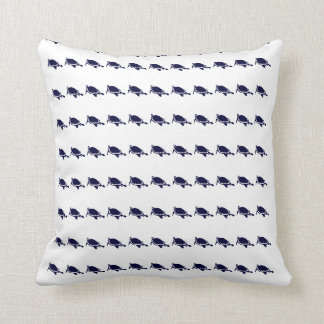 mini tortues BLEUES de la MARINE sur COUSSIN blanc