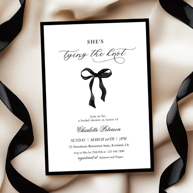 Minimal Black Bow Bridal Shower Invitation (Créateur téléchargé)