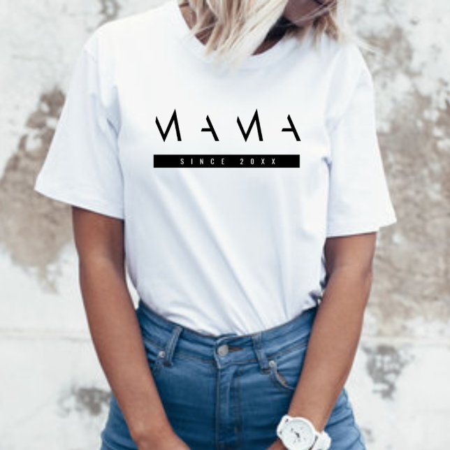 Minimal & Chic Mama Scripted Women's Basic T-Shirt (Créateur téléchargé)