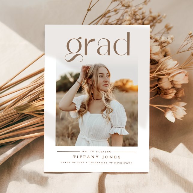 Minimalist RN Nurse Graduation Party Invitation (Créateur téléchargé)