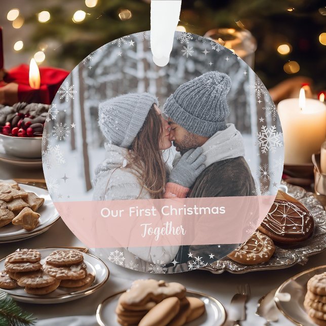 Minimaliste Notre Premier Noël Ensemble 2 Photos (Our First Christmas Together as a Couple. Cute, Modern, Elegant Christmas Ornament. 2 Photos. Snow)