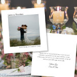 Minimaliste White Love Merci photo et note Mariage<br><div class="desc">Cette simple carte de remerciement mariage présente un design minimaliste avec votre photo sur un arrière - plan blanc. La légende justifiée gauche sur le devant indique Love & Thanks, avec vos noms juste justifiés ci-dessous donnant à la carte un look moderne et symétrique. Le verso peut contenir un court...</div>