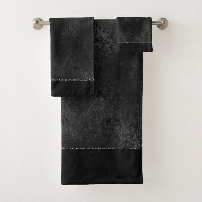 Minuit Onyx Romance | Black Satiny Grunge Damask (En situation)