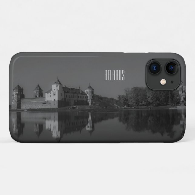 Mir Castle Belarus Architecture iPhone 11 Coque (Dos (Horizontal))