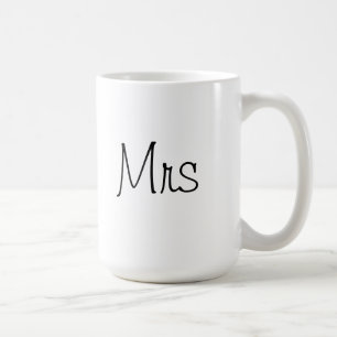 Mme chique tasse de café pour que l'épouse ou la