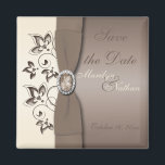 Mocha et ivoire Floral Wedding Favor Magnet<br><div class="desc">Ceci enregistre la date de l'aimant correspond aux invitations et autres éléments indiqués ci-dessous. Veuillez noter que le ruban et les bijoux sont des oeuvres d'art et ne sont pas réels. Vous pouvez également le customiser pour dire "Merci" et l'utiliser comme une faveur de mariage pour vos invités. S'il y...</div>