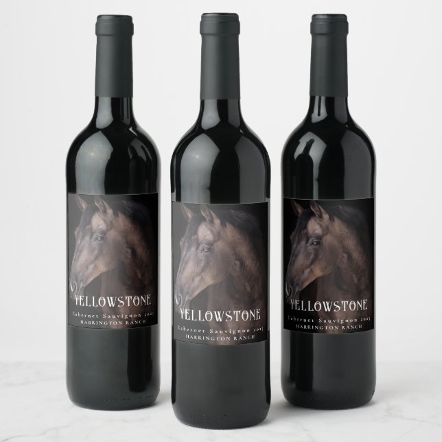 Mockup Cheval Equine Western Custom Vins Étiquette (Bouteilles)
