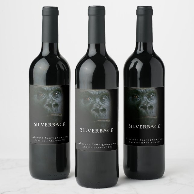 Mockup Gorilla Silverback Étiquettes de vin person (Bouteilles)