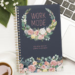 Mode de travail Marine Blue Floral Personnalisé<br><div class="desc">Mettez-vous en mode de travail avec ce planificateur floral bleu marine personnalisé. Parfait pour les femmes qui aiment les designs élégants et dynamiques, ce planificateur allie fonctionnalité et style. Les belles oeuvres d'art florales et le message inspirant "Mode de travail" apportent une touche de motivation à votre planification quotidienne. Personnalisez-le...</div>