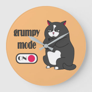 Mode grincheux sur horloge grosse chatte drôle