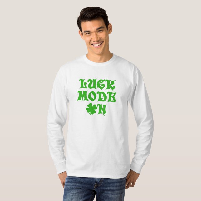 Mode Lcuk sur T-shirt (Devant entier)