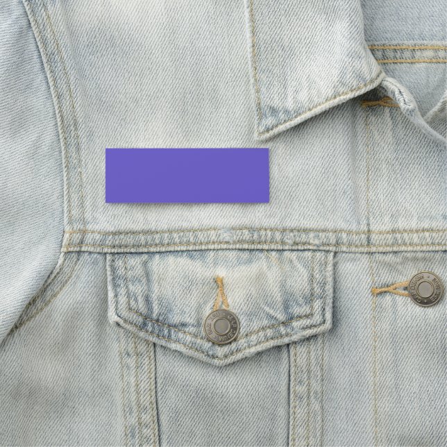 Modèle de badge nominatif réutilisable bleu ardois (En situation)